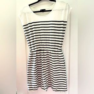 GAP navy & white striped summer dress size medium